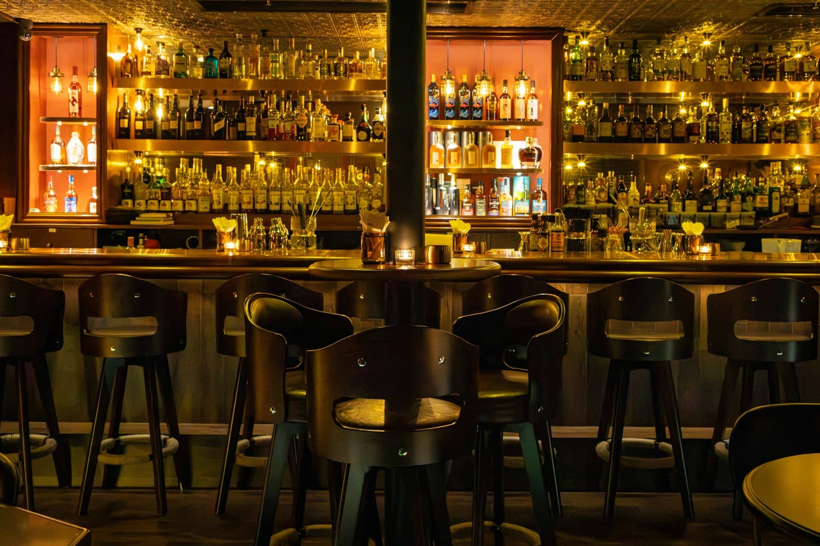 Cedar & Vine bar interior